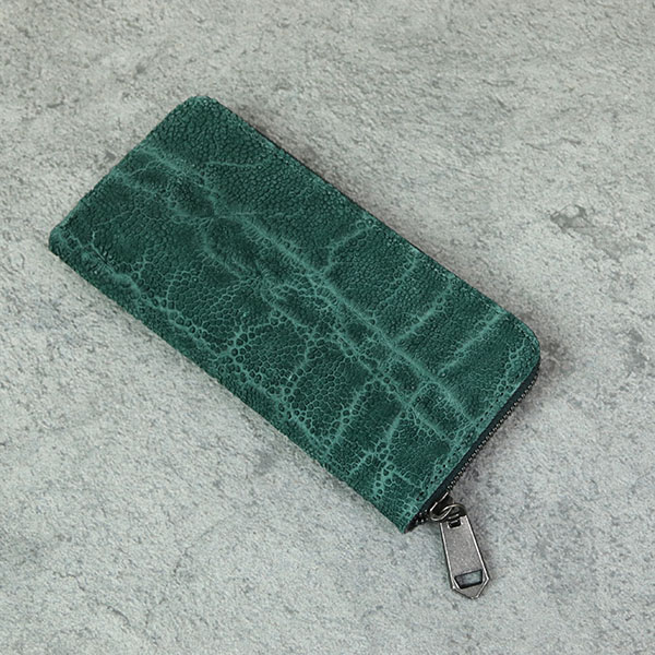 ゾウ鼻革長財布