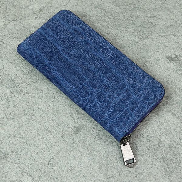 ゾウ鼻革長財布