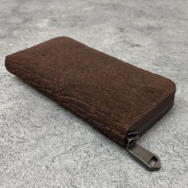 ゾウ鼻革長財布