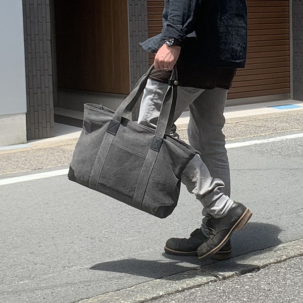 【豊岡鞄】火山灰　墨色　横型トート